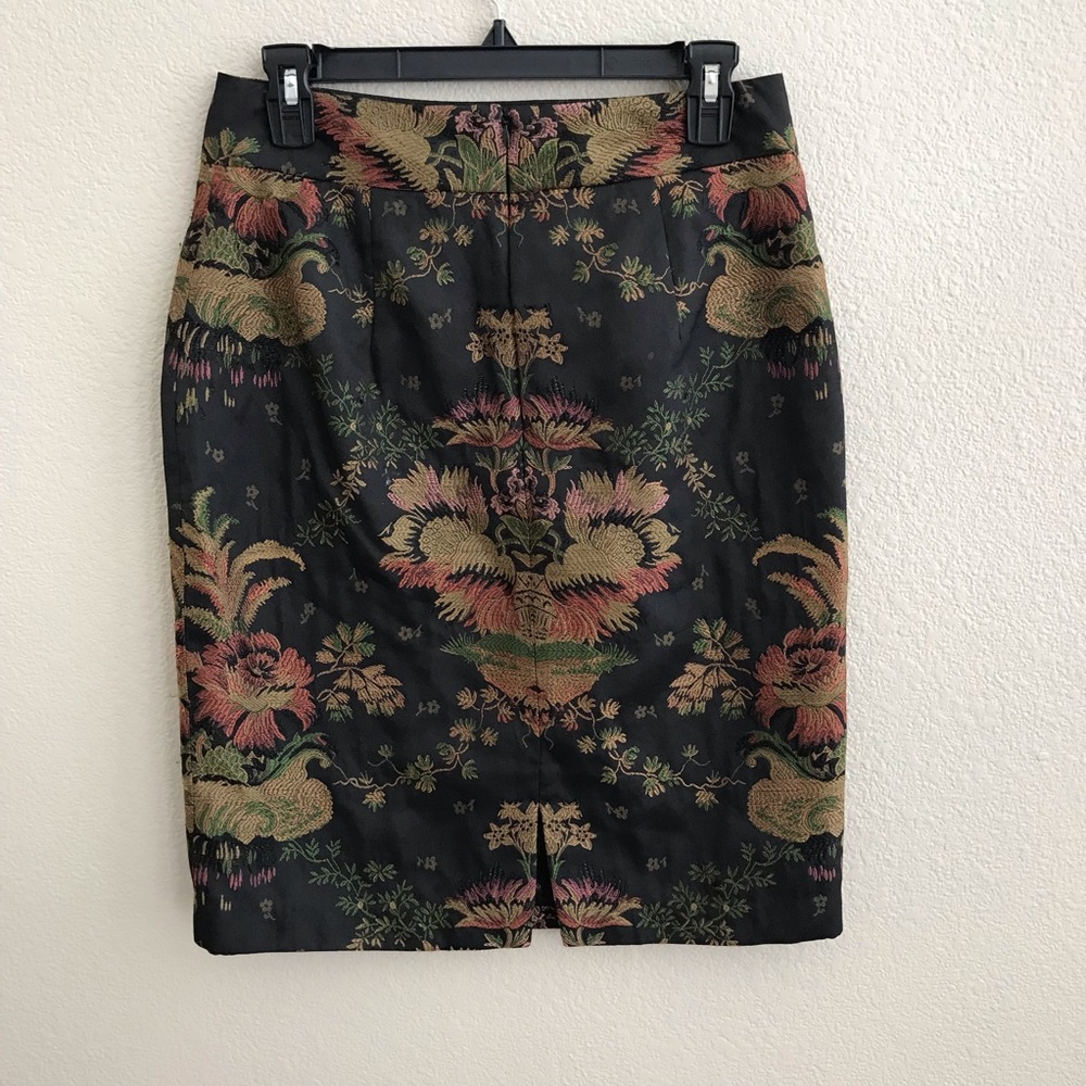 CAbi skirt size 6 - Picture 2 of 3